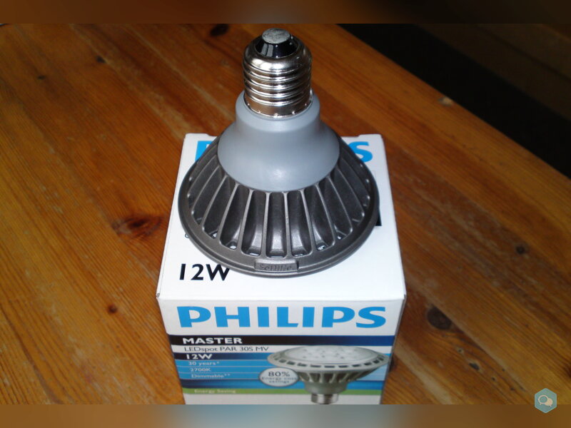  Ampoules PAR30 Philips à LEDs 12W  2