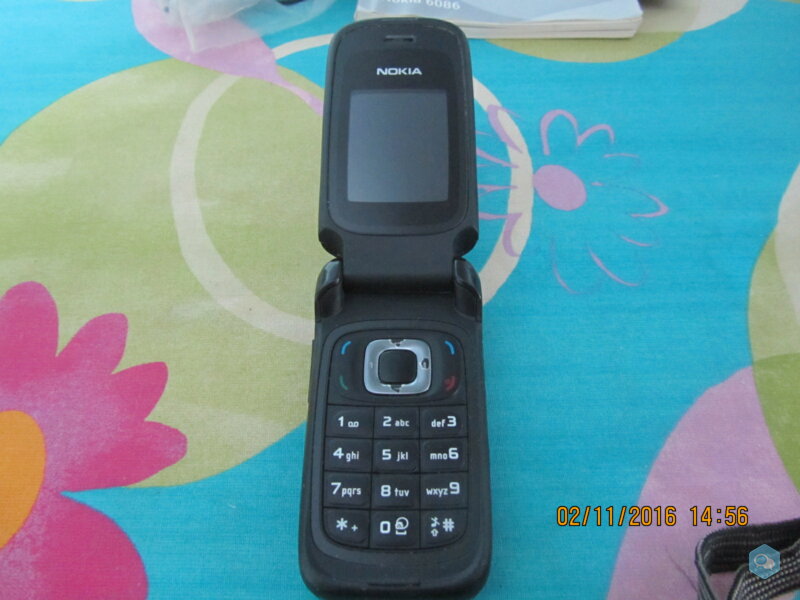 Téléphone Nokia 6086 1