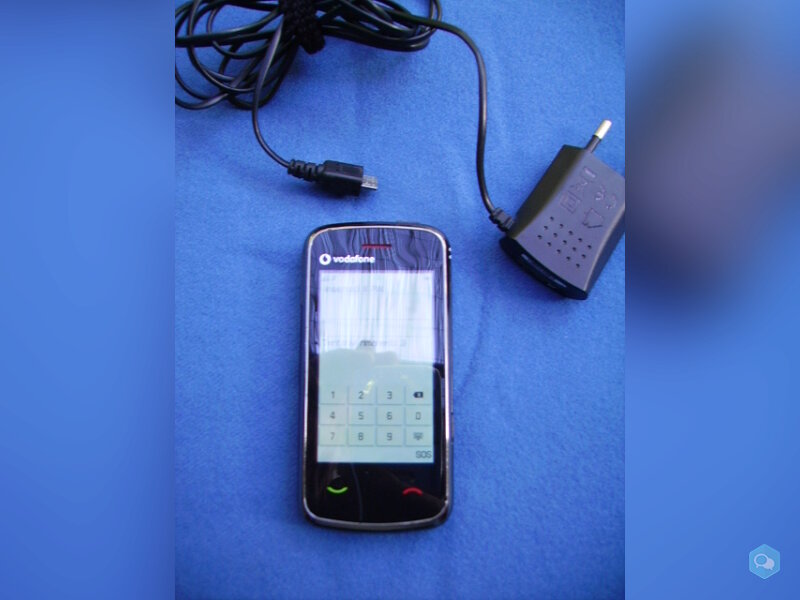 CellulareTouchscreenVodafon 547 2