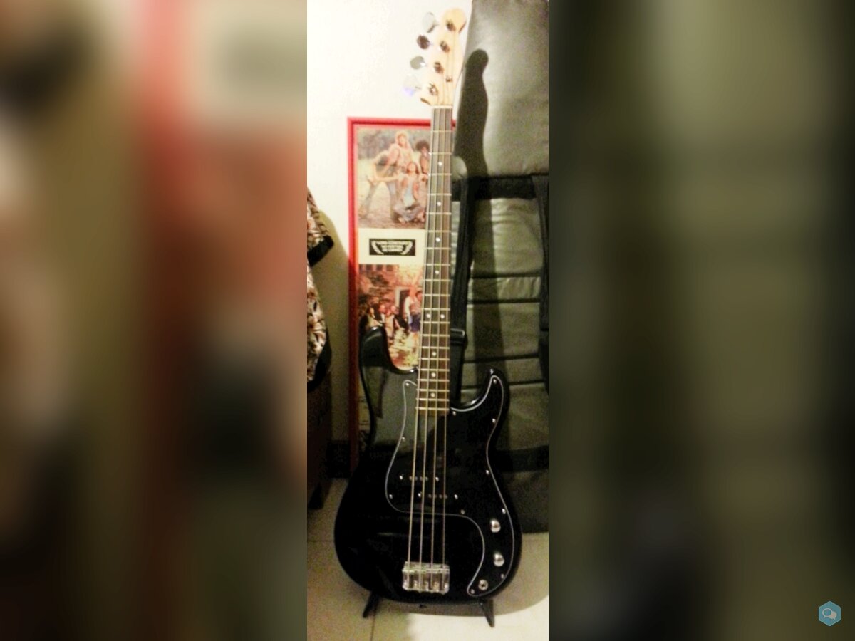 Baixo P-Bass 1