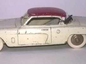 STUDEBAKER COMMENDER  24 Y