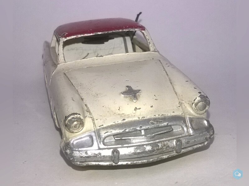 STUDEBAKER COMMENDER  24 Y 4