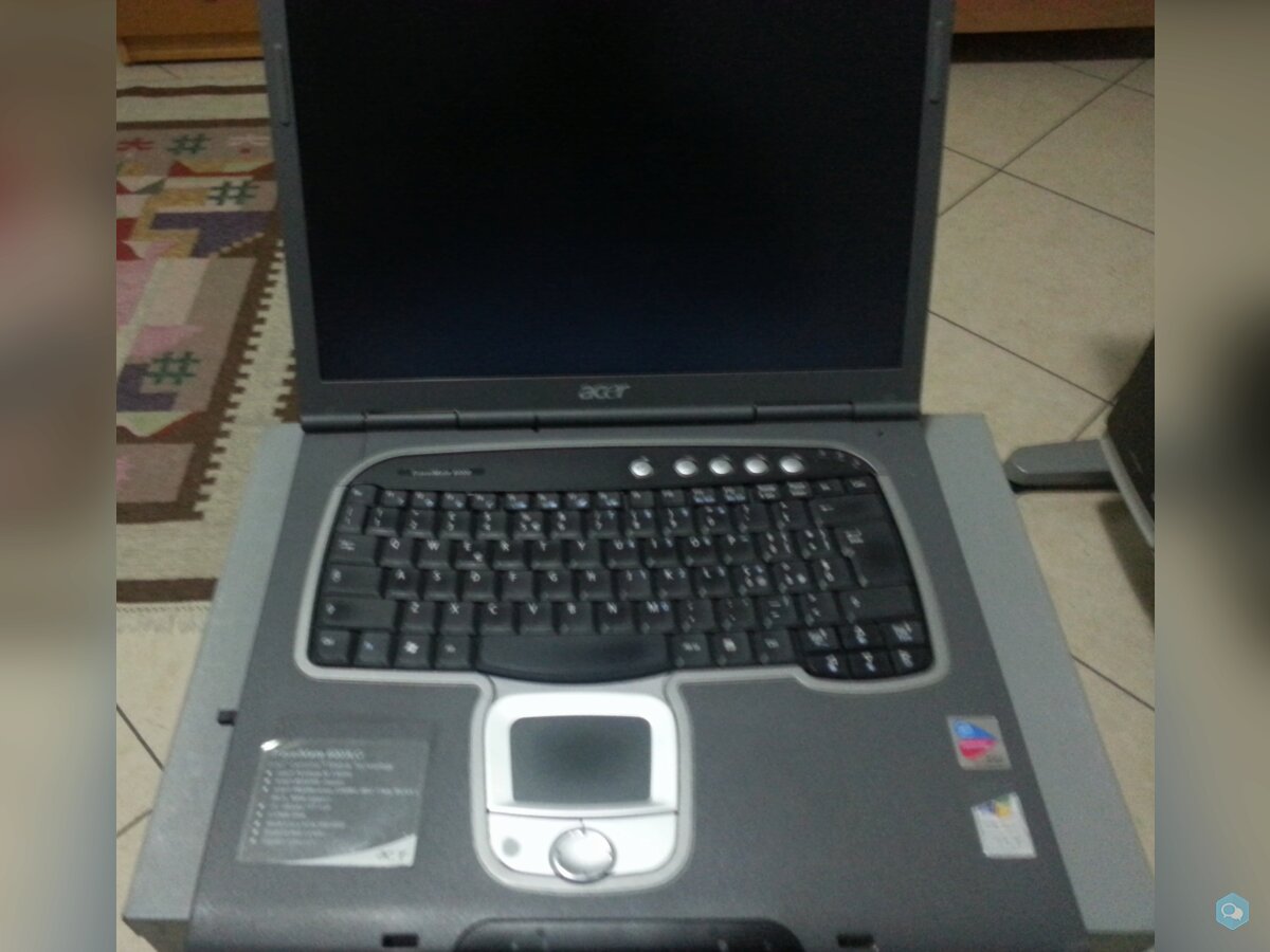 Acer TravelMate 6003LCi Notebook 1