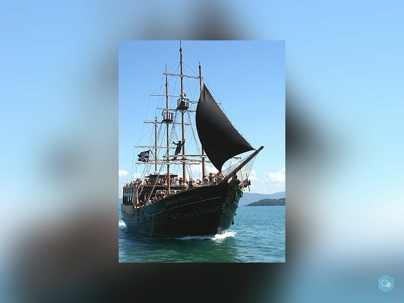 Vende-se navio pirata 5