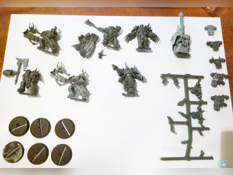 vendo lotto miniature 40k Dark Vengeance - Chaos 1