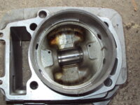 cylindre piston de suzuki 650 freewind 4