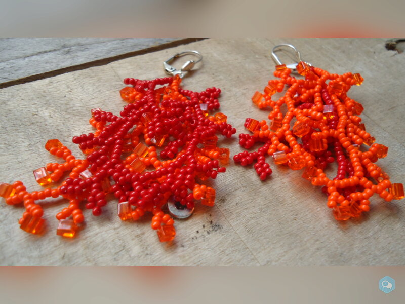 Boucles d'oreilles 'corail' orange et rouge 1