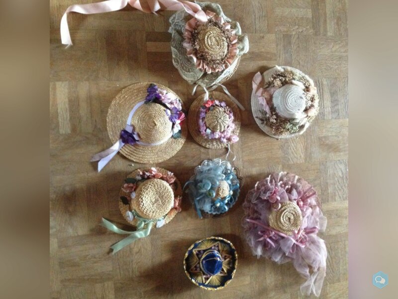 lot chapeaux de paille miniatures  1