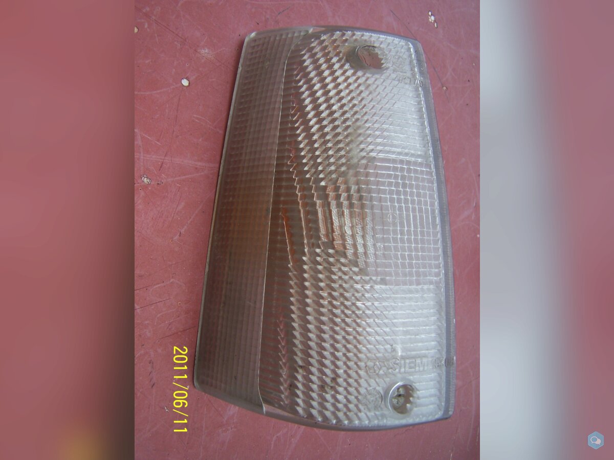 CABOCHON DE FEU AVANT DROIT FIAT PANDA 1