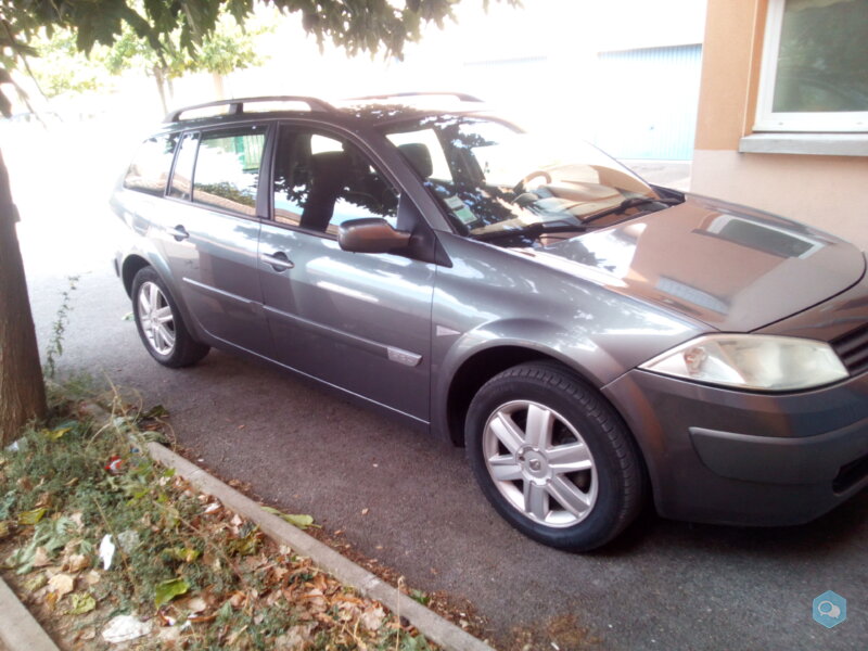 Vends mégane 2  1.9 DCI 130 FAP  1200 euros 4