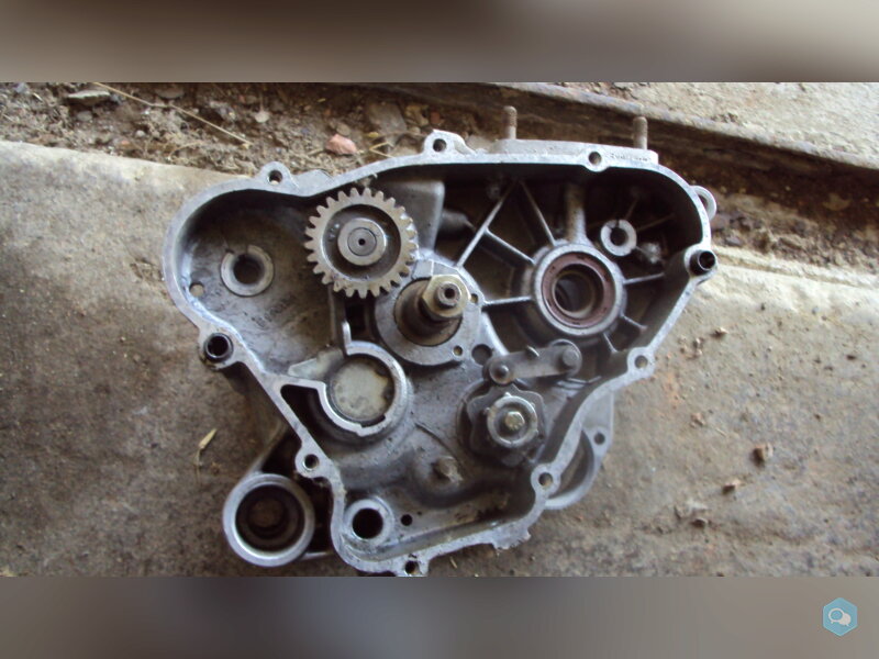 paire de carters moteur de 50 gilera 3