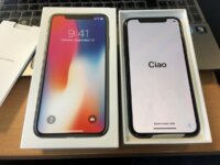 Apple iPhone X 64GB - €445 e Apple iPhone X 256GB  1