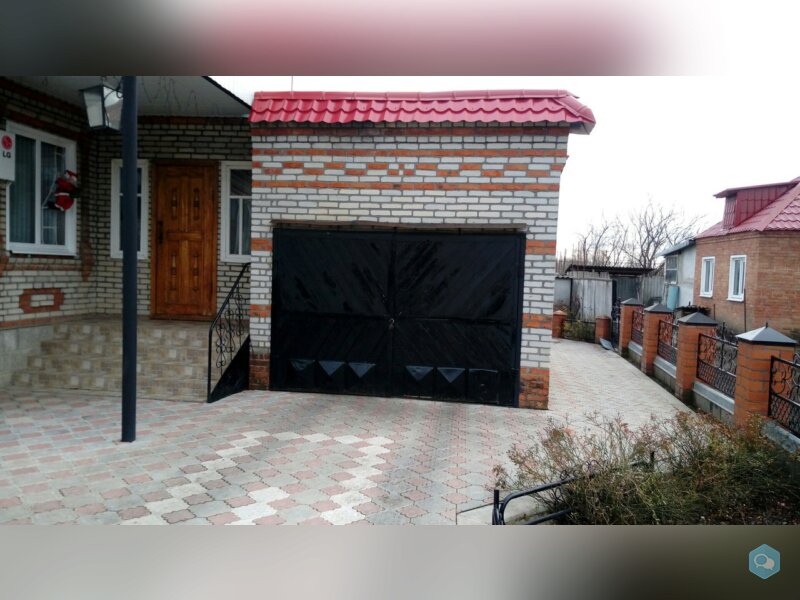 Продам кирпичный дом 6