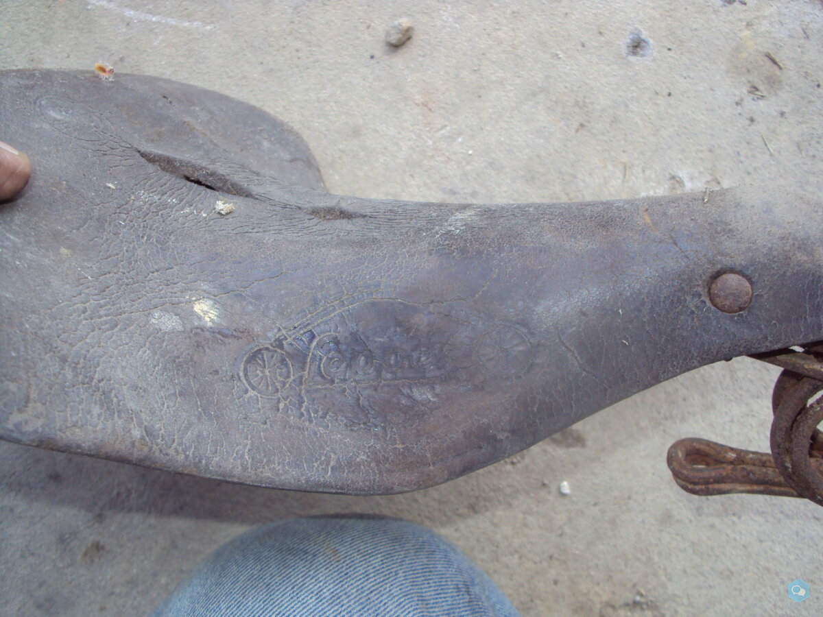 selle de vélo ancien FERRER 2