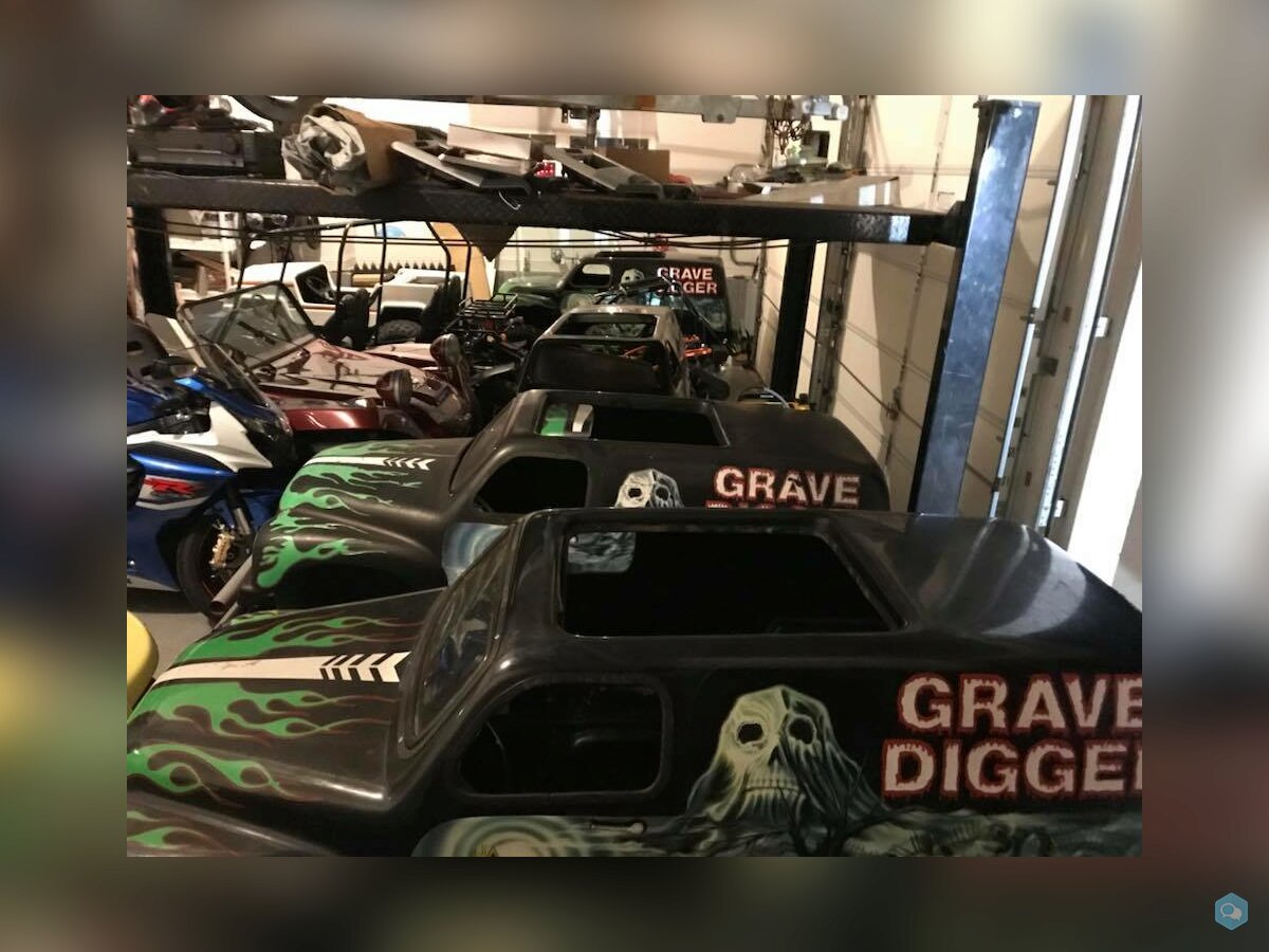 [Craigslist ]1980 Carters Brothers Grave Digger  3