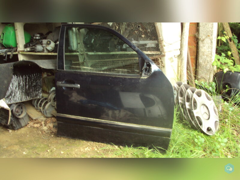 porte avant droite de mercedes w210 1