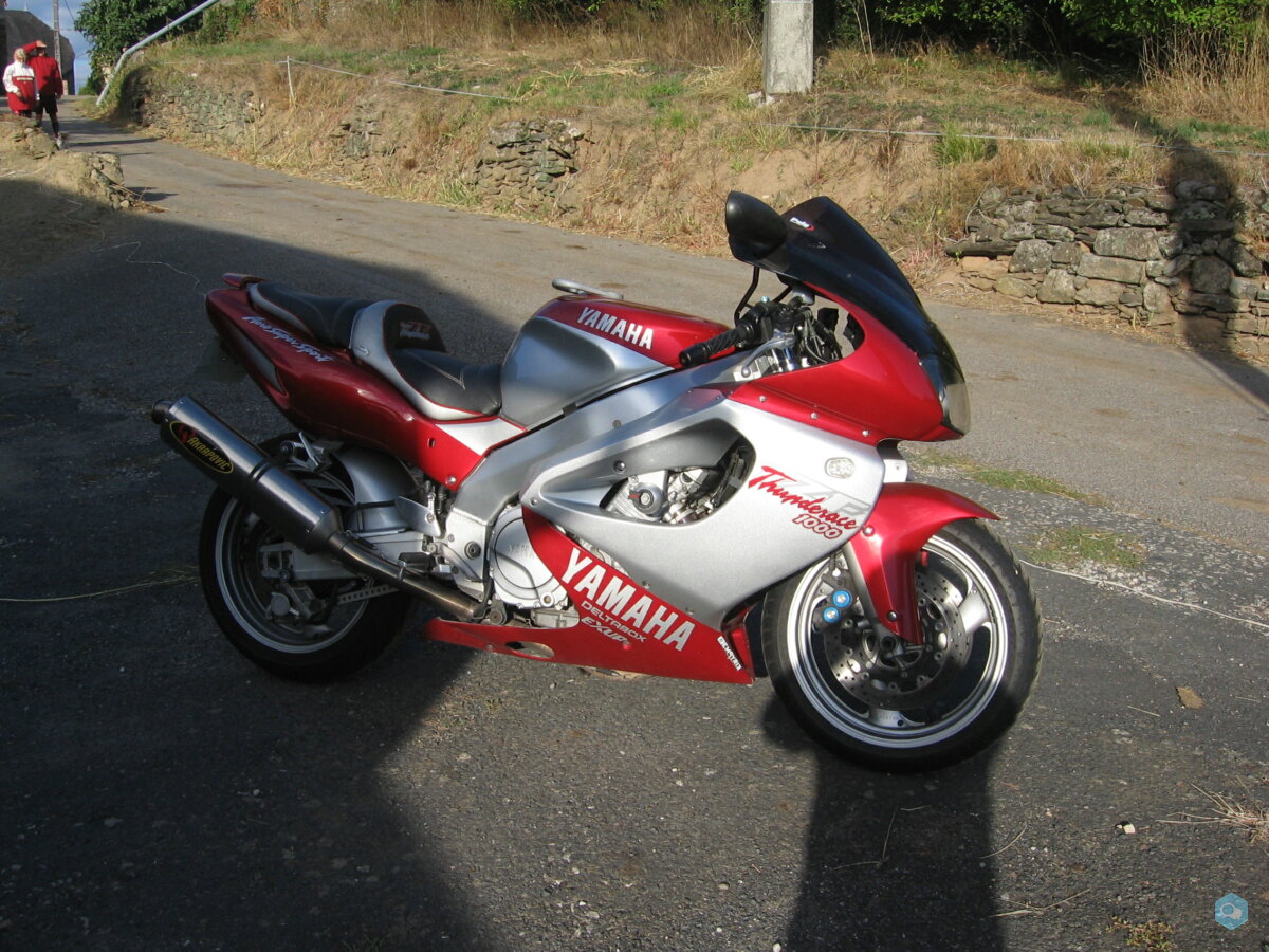 Yamaha Thunderace 1