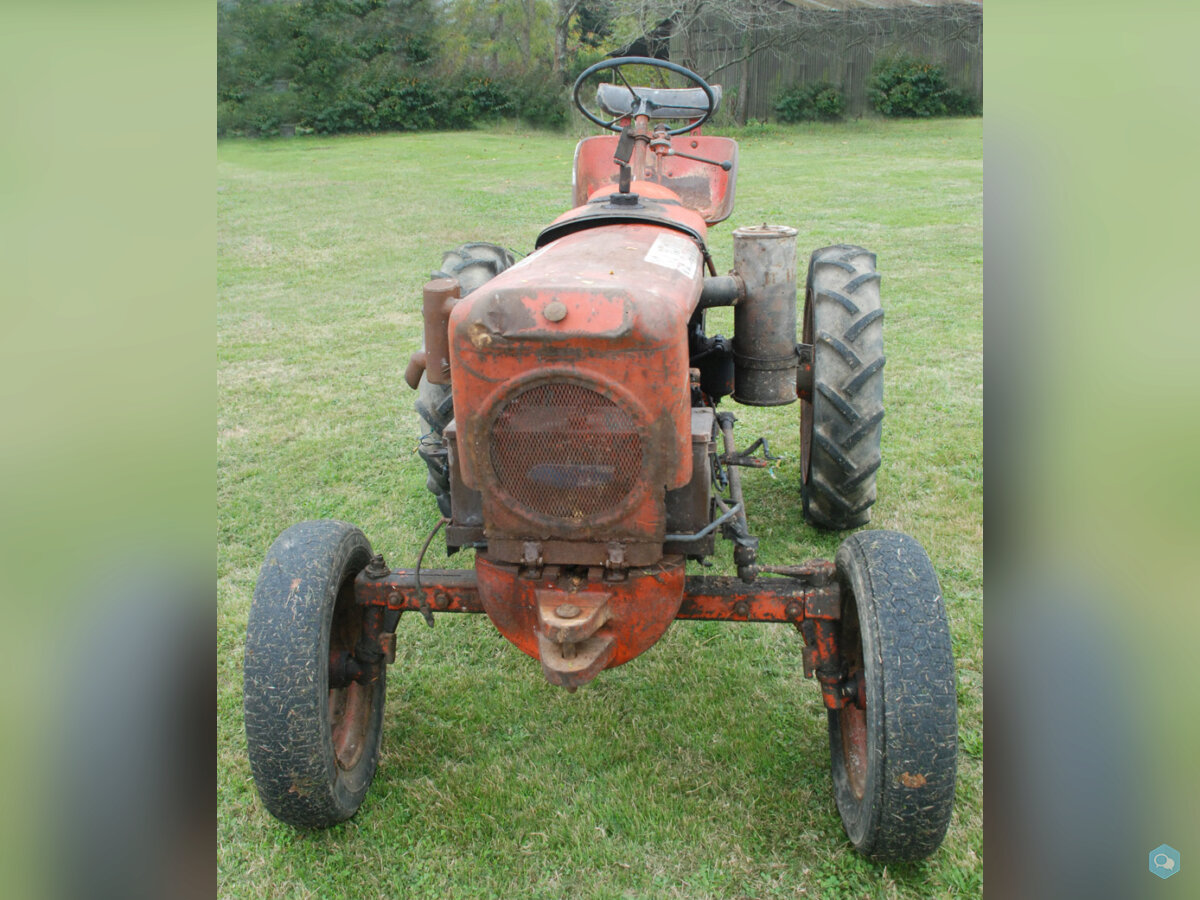 A VENDRE tracteur VENDEUVRE 3