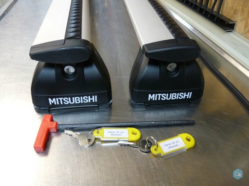 Barres de toit Mitsubishi Outlander III 2