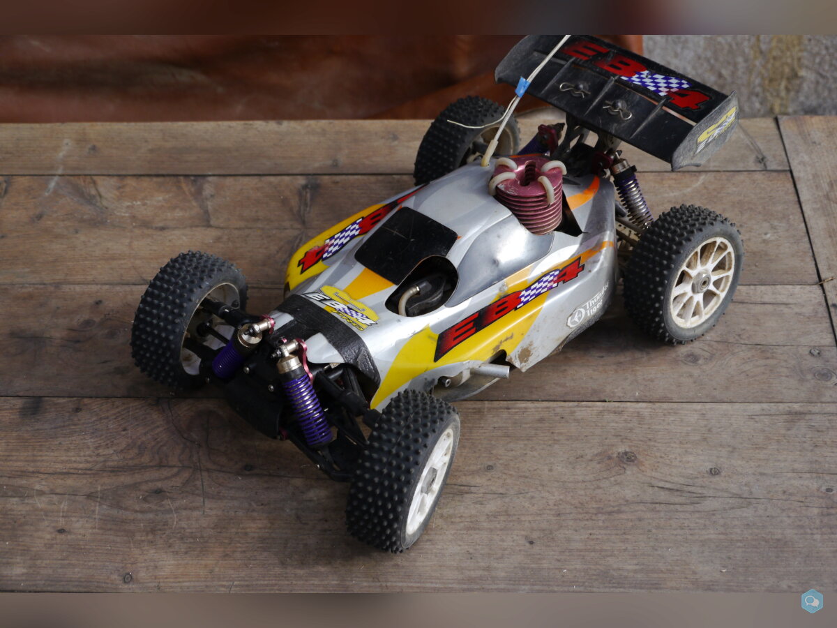 Voiture RC thermique Thunder Tiger 1/8 1