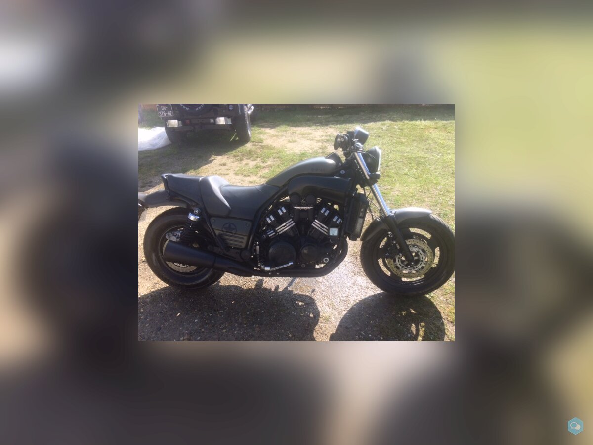 Yamaha vmax 1200 1