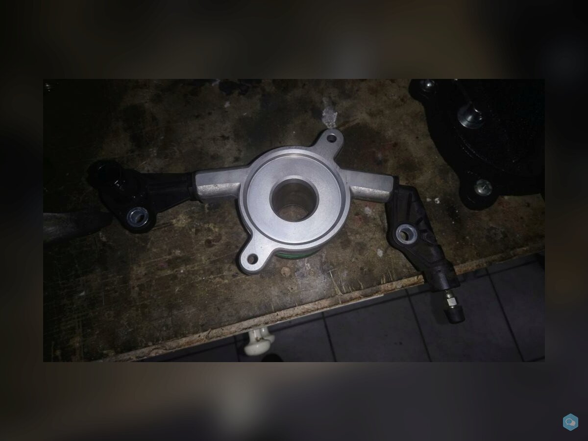 vends butée hydraulique d'embrayage pour mercedes  4