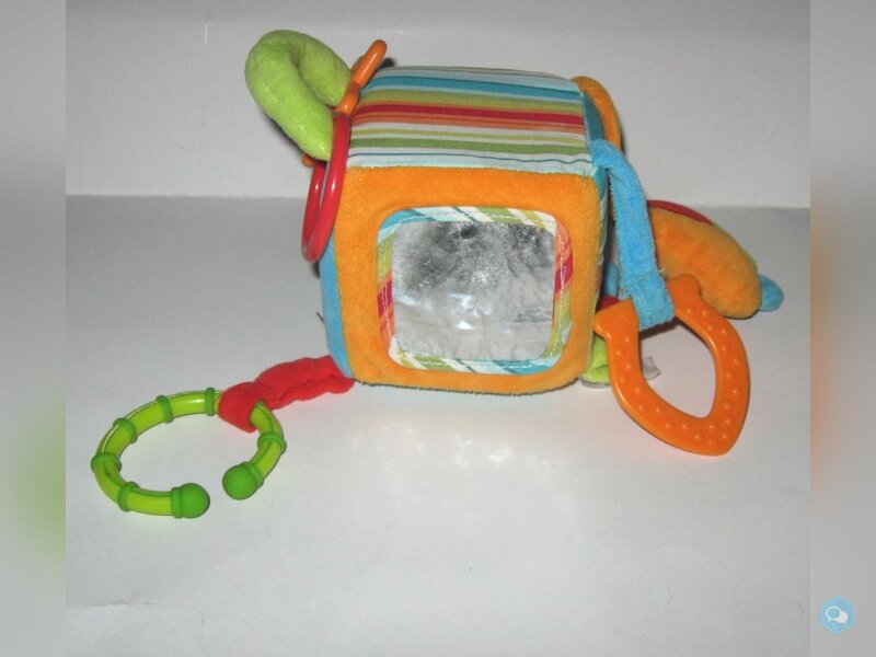 jouet cube bébé grelot breloque babysun 1