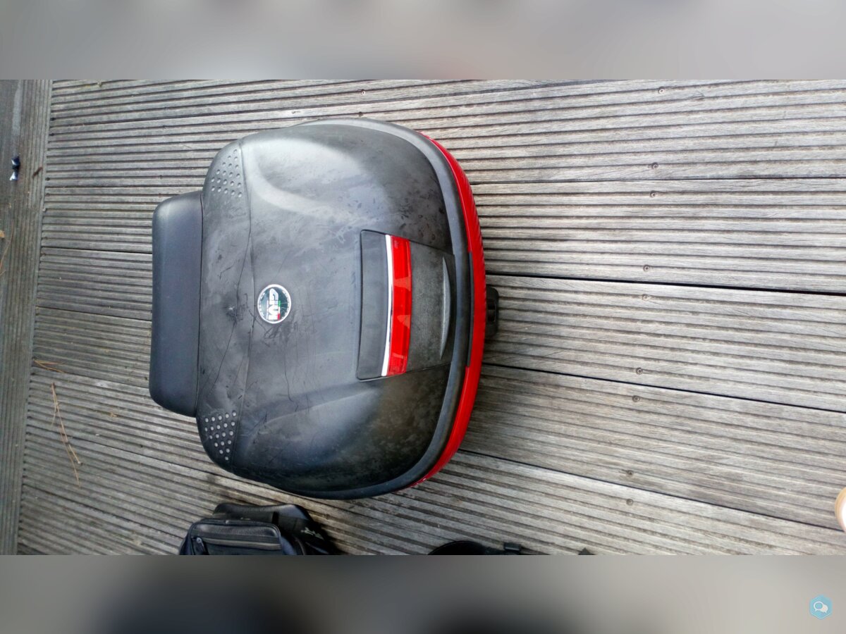 Top case Givi 1