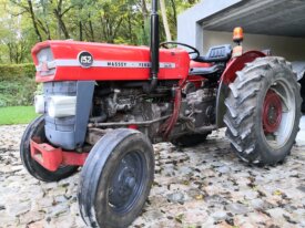 Tracteur Massey Ferguson 152 8S 1976