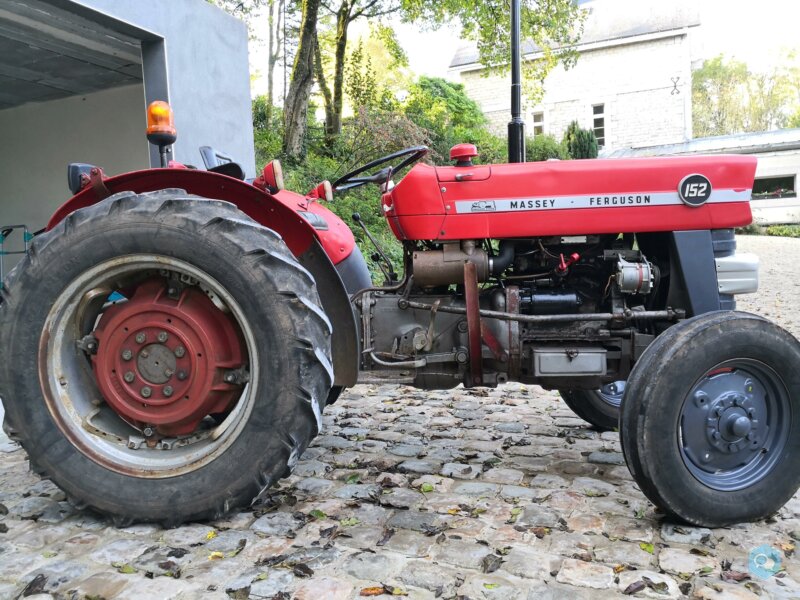 Tracteur Massey Ferguson 152 8S 1976 2