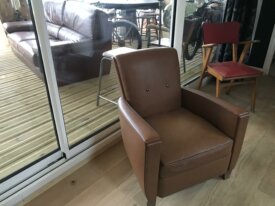 ancien petit fauteuil style club 1950