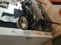 ancien projecteur sur pied telescopique 3