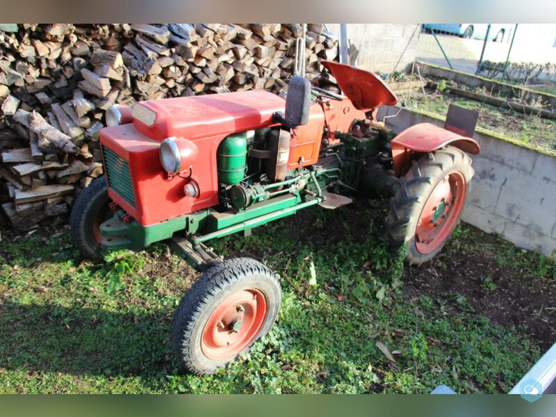 TRACTEUR VENDEUVRE B2B V 1