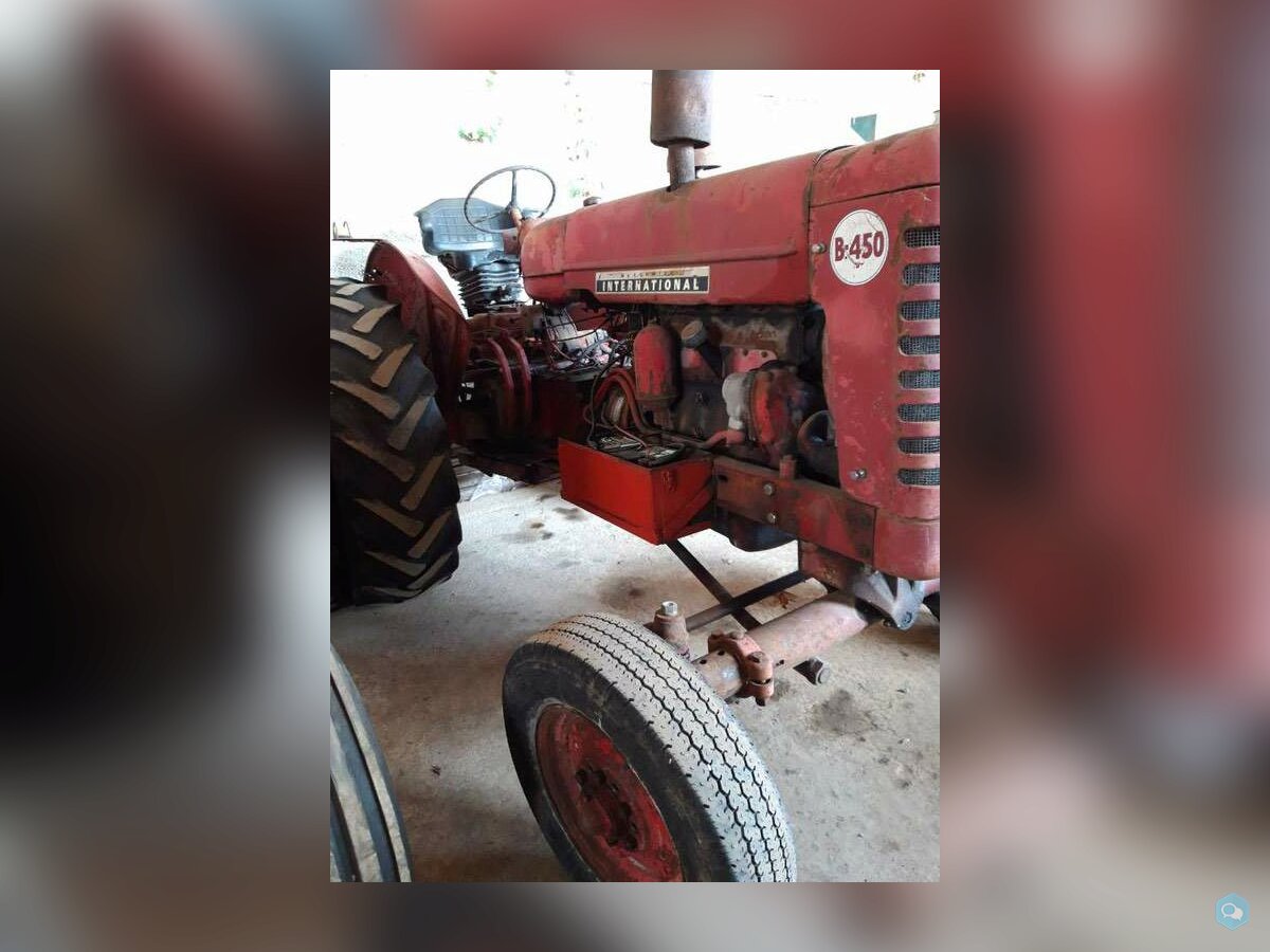 Tracteur IH B450 1