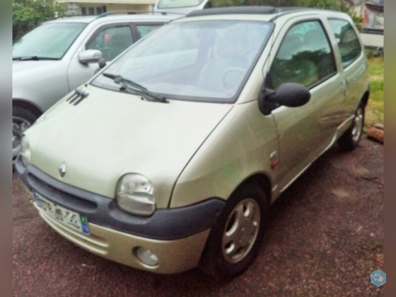 twingo initiale  aout 2000 mot D7F  1