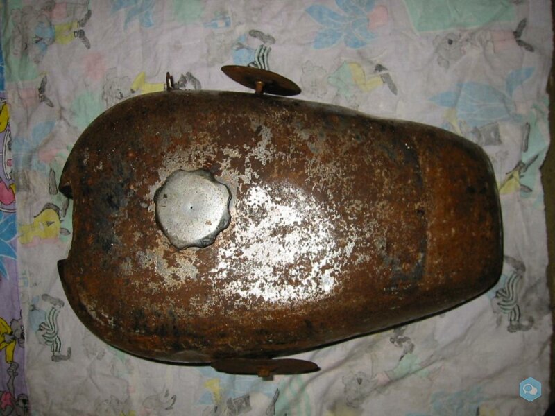 Flat bottom tank for pre war Plover  3