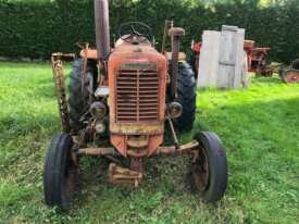 Vend tracteur Vendeuvre super BB 1956