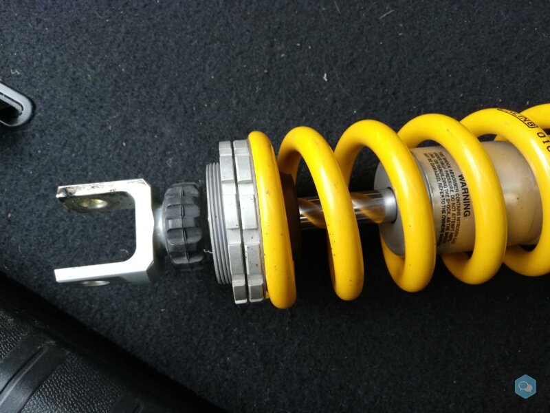 Vends Amortisseur OHLINS pour MT09 2014  2