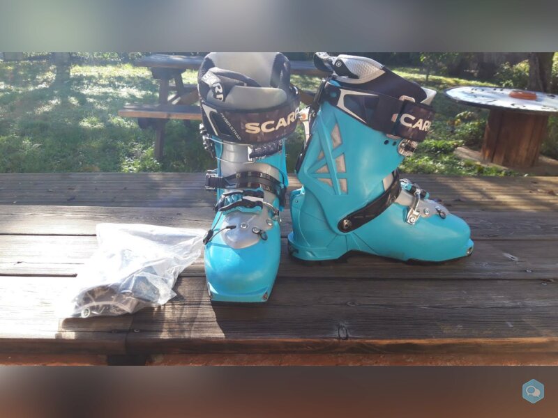 Vends Chaussures ski rando femme 1