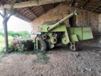 Vends moissonneuse batteuse CLAAS 2