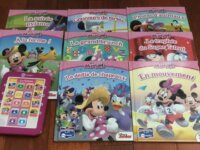 8 livres Disney Minnie avec lecteur inclus 1