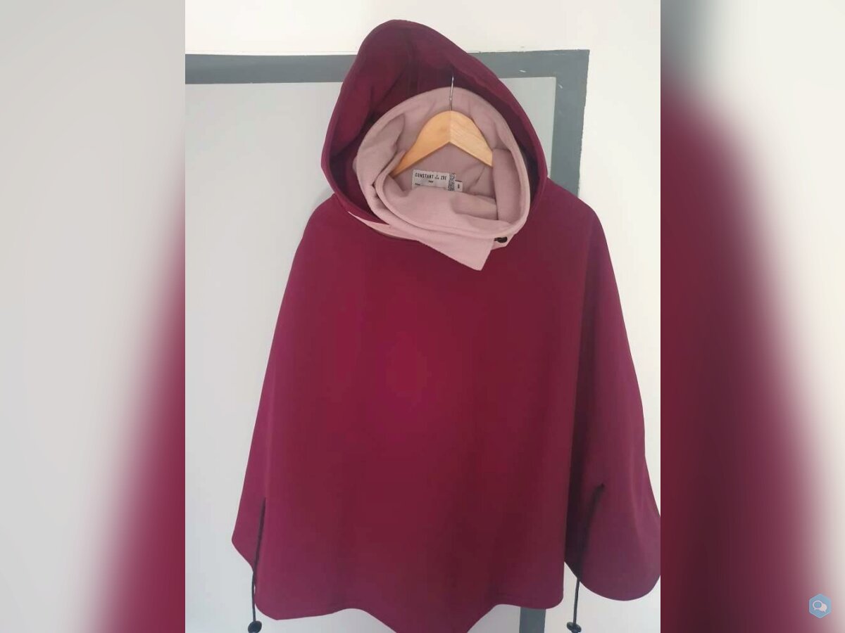 Poncho cape 1