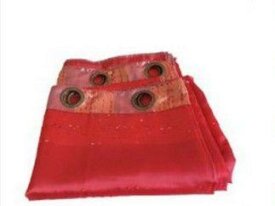 Rideaux (2 pans de 252X137) 15 €
