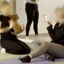 (Enquête) Séances de Puppy yoga : nocives pour les chiots ?