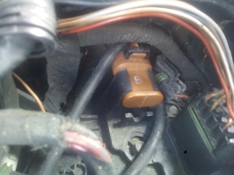 sans-plomb-95-ou-98-2-5l-v6-et-v6-ecotec-autopassion