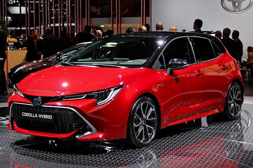 Toyota_Corolla_Hybrid,_Paris_Motor_Show_2018,_IMG_0723.jpg