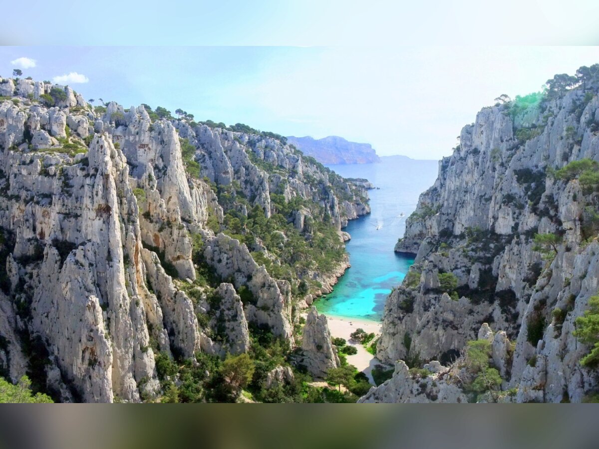 Grande Traversée des Calanques Parc National 3.jpg