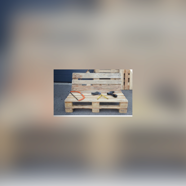 Atelier : fabriquer un meuble en palettes 2.png
