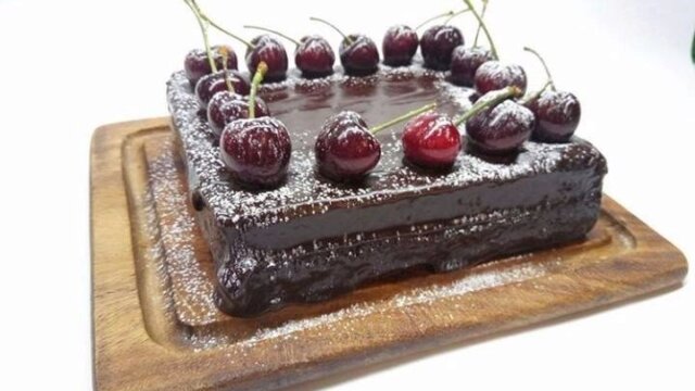 Main photo Шоколадный торт по рецепту Снежной