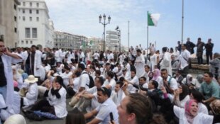 Les médecins résidents reviennent à la protestation(deux sit-in demain à Alger)